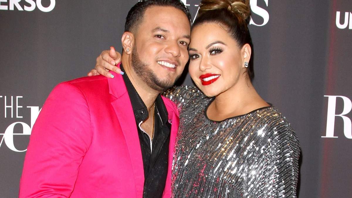 Chiquis Rivera y Lorenzo Méndez. Fuente: (Instagram)