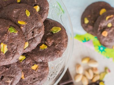 Galletitas de chocolate, pistacho y sal: una bomba de sabor que disfrutarás un montón este verano
