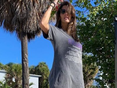 Viajes y placer: Ivana Nadal marca tendencia en cada lugar con sus llamativas microbikinis