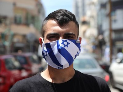 Israel vuelve a las mascarillas ante un significativo repunte de los contagios