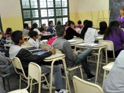Becas “Gregorio Álvarez”: la provincia recibió más de 15 mil solicitudes