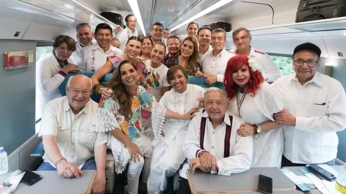 La comitiva del presidente