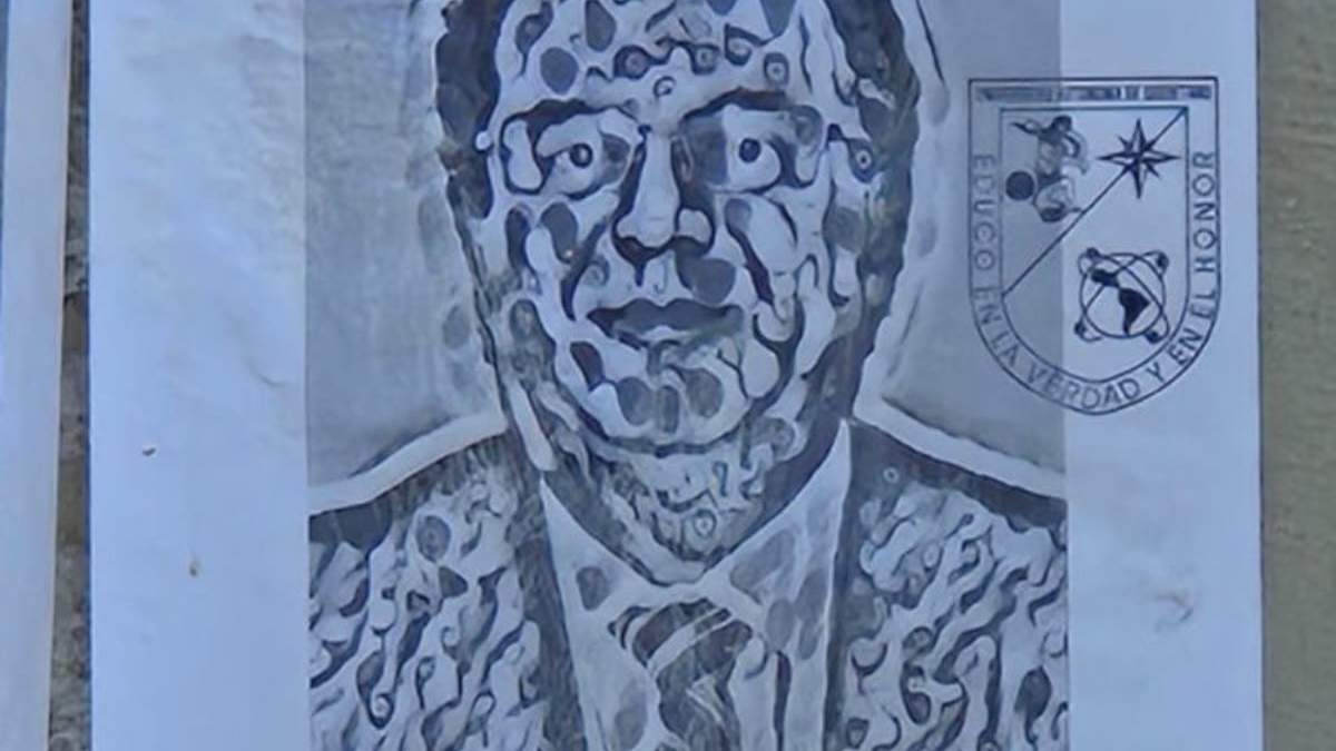 Panfletos colocados en la Universidad Autónoma de Querétaro