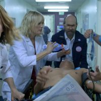 Netflix estrenó "Medical Police" un thriller policial- romántico pero absurdo