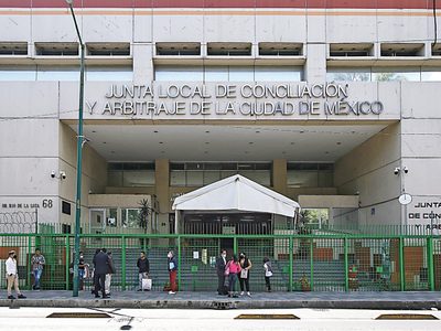 Despidos masivos e ilegales en la Junta Local de Conciliación y Arbitraje