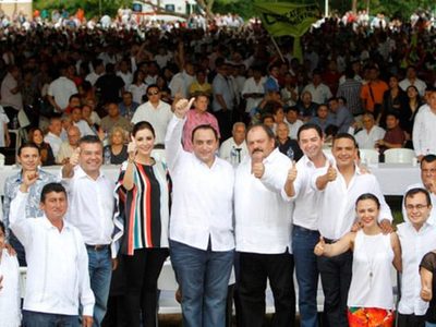 Acumula Borge nueve megafestejos por su ‘cumple’ en dos semanas
