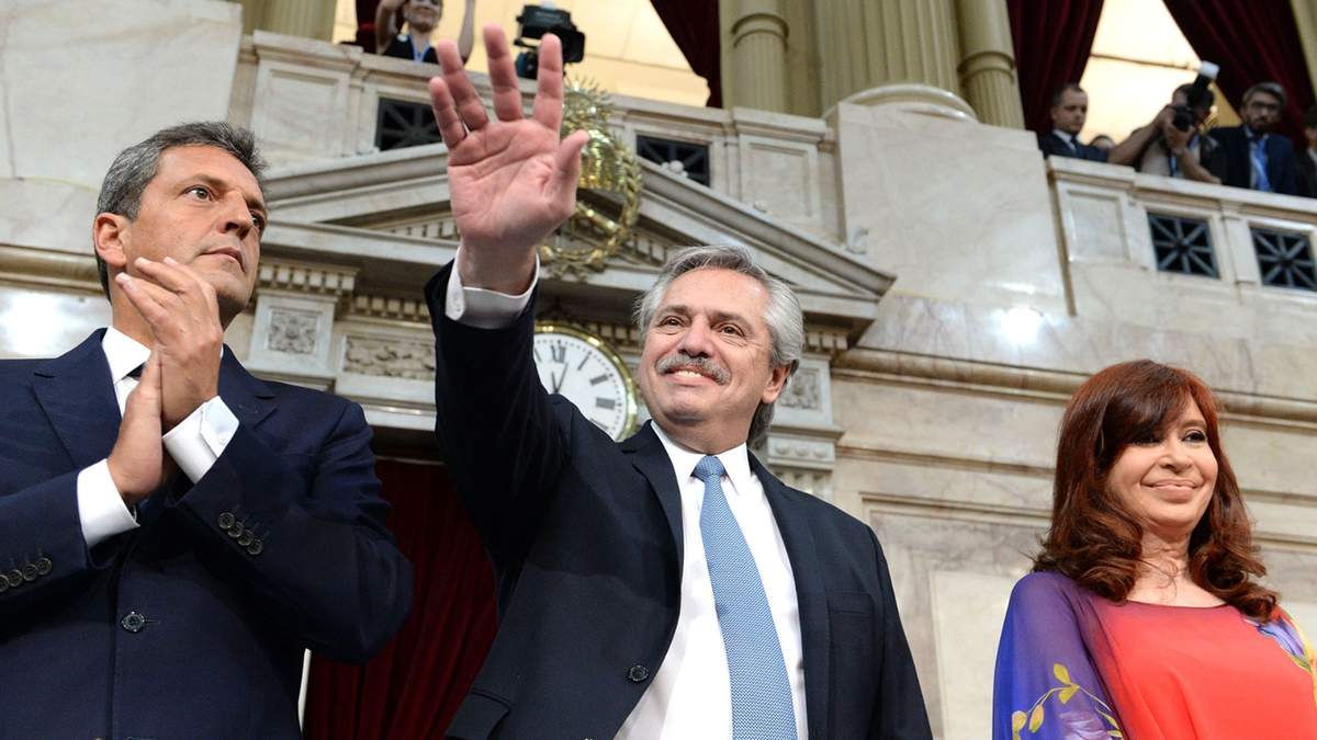 Sergio Massa, Alberto Fernández y Cristina Kirchner. Fuente: (Twitter)