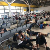 Migrantes varados en Monterrey esperan apoyo para avanzar a la frontera con EU