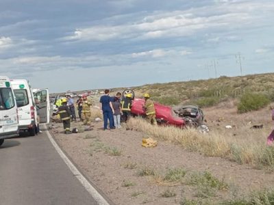 Se registraron muertos y heridos en un choque en la Ruta 22 en Challacó