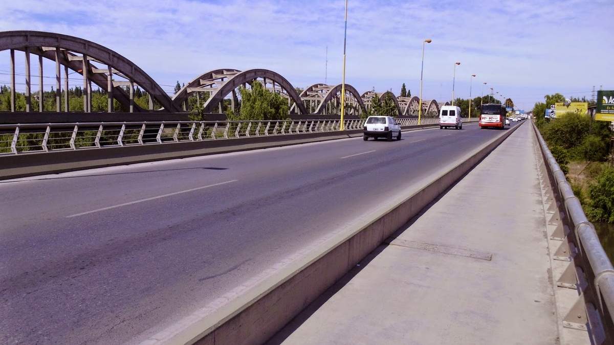 Puentes carreteros. Fuente: (Twitter)