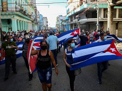 Cuba: restablecieron la conexión a internet, pero las redes sociales siguen bloqueadas