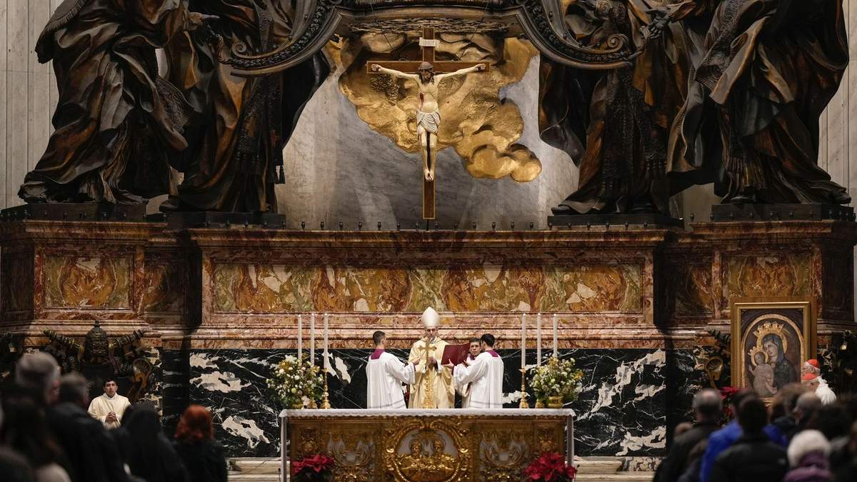 Misa-homenaje a Benedicto XVI