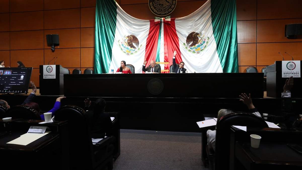 Votación en la Comisión de Puntos Constitucionales