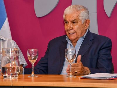 Pereyra: "Tenemos un excedente de 3.000 compañeros en las empresas”