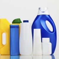 No tires los envases plásticos de shampoo y lavandina, mirá cómo pueden ayudarte en tu jardín