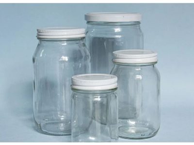 Tenés un tesoro en casa si guardás frascos de vidrio: 6 formas creativas de reciclarlos para decorar y organizar