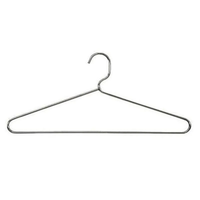 Con una percha de ropa de metal que ibas a tirar: creá esto de estilo vintage y re lindo para tu baño