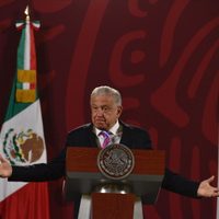 Ahora AMLO arremete contra Proceso: “no contribuyó al cambio”