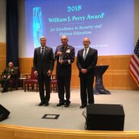 EU premia a Cienfuegos por su "aportación individual” a la estabilidad continental