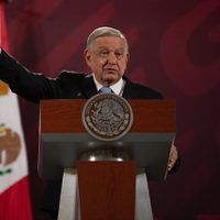 En el México prehispánico no había corrupción, ésta llegó con los invasores: AMLO
