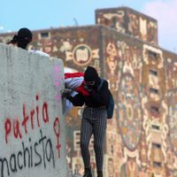 Sheinbaum rechaza "manifestaciones violentas" en la UNAM, pero ofrece apoyo a jóvenes