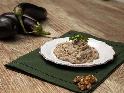 Paté de berenjenas: una opción económica y rápida de hacer para picotear con pan y entre amigos