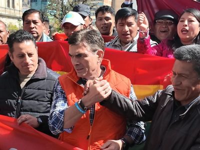 Milei felicitó a Rodrigo Paz por su triunfo en las elecciones de Bolivia