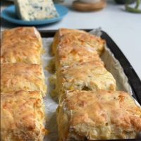 Bizcochos con queso azul: una receta original, fácil y muy deliciosa para una tarde de mates especial