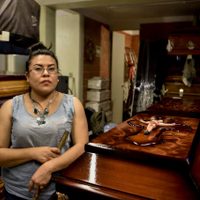 Voces de la pandemia | Vivir 'entre los muertos”