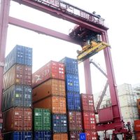 En julio, la balanza comercial arrojó un superávit de US$988 millones