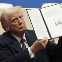 Trump declara emergencia nacional en la frontera con México y designa como terroristas a cárteles