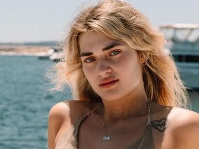 Marta Fort tiene la microbikini más chic y trendy: el color que va a ser furor esta primavera-verano