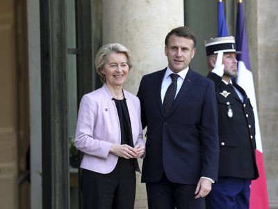 Macron condena el antisemitismo tras el ataque al rabino jefe de Orleans