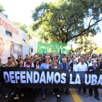 La UBA convocó a marchar en defensa del salario y la Ley de Financiamiento Universitario