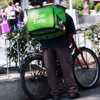 Ministro de la SCJN propondrá negar amparo a Uber Eats contra impuesto que cobra la CDMX