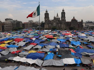 CNTE aprueba “receso” en su huelga para reorganizarse