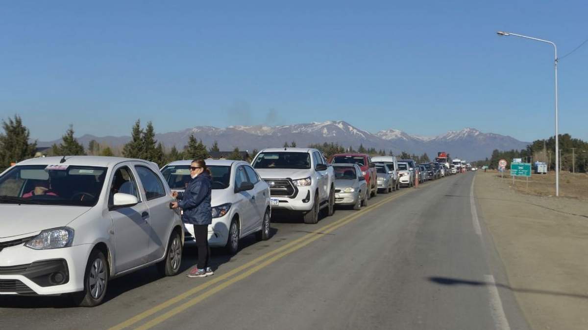 Corte en la Ruta 40, en Bariloche. Fuente: (Twitter)