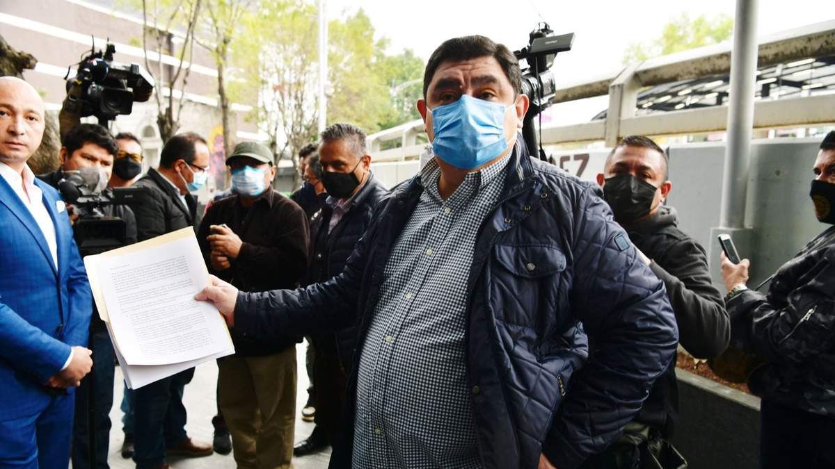 Iñaki Blanco, exfiscal de Guerrero, comparece en la FGR
