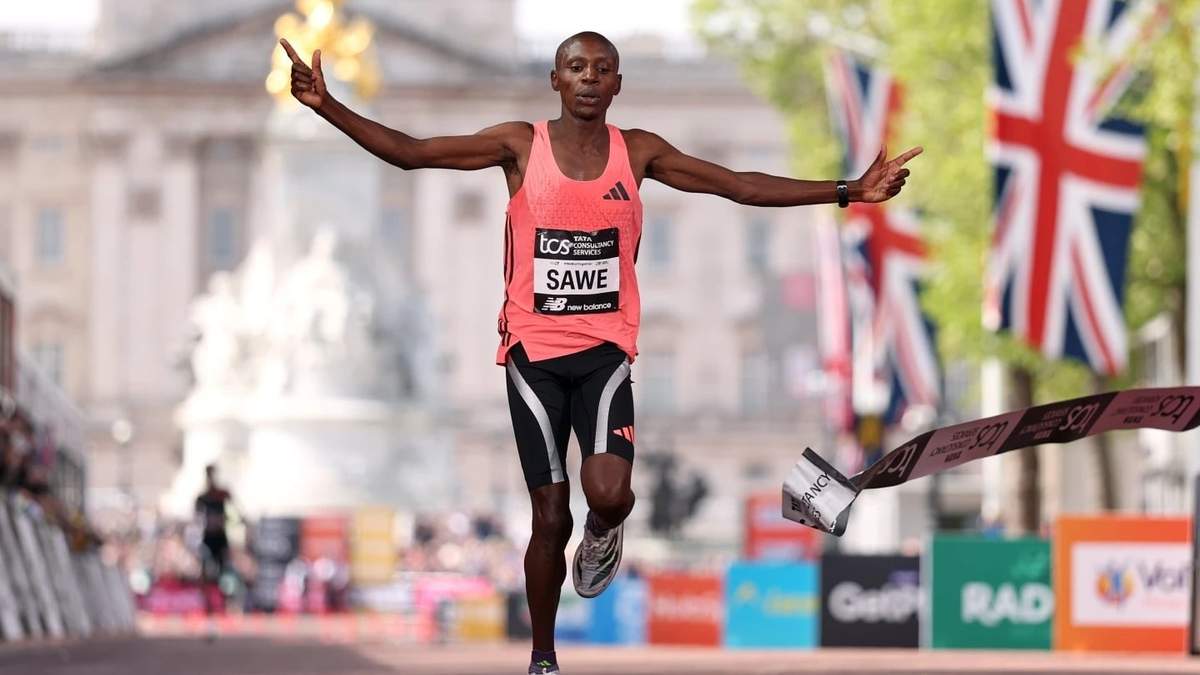 Sebastian Sawe rompe barrera de las 2 horas en maratón y pulveriza el récord mundial por 65 segundos