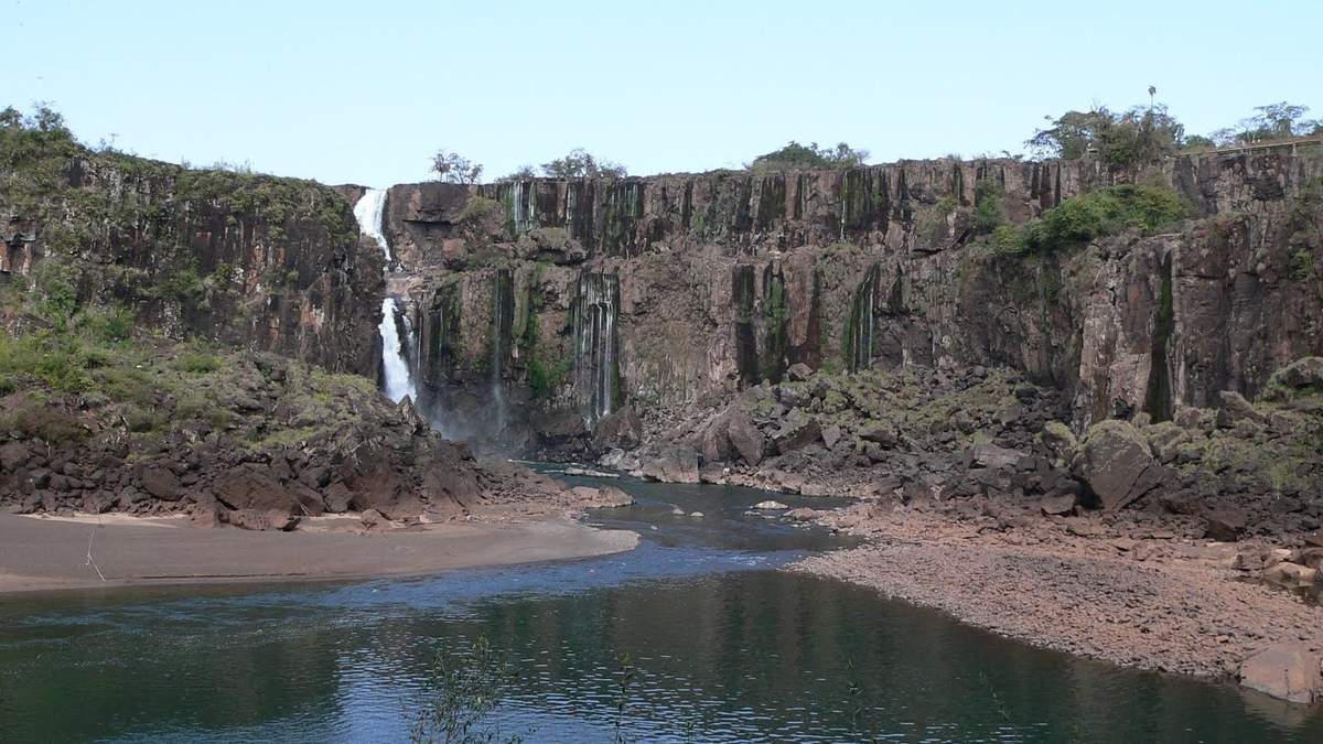 Cataratas del Iguazú. Fuente: (Twitter)
