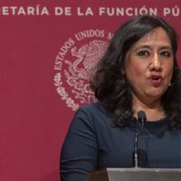 Exfuncionario del Inai exhibido por golpear a mujeres es tío de Irma Eréndira Sandoval
