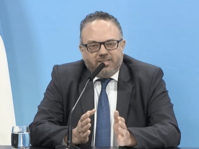 Kulfas: "Uno de los grandes desafíos que se nos presentan es multiplicar las exportaciones"