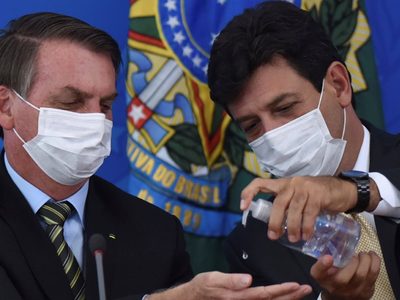 ¡Una vergüenza! En plena crisis por el coronavirus Brasil se quedará sin ministro de Salud
