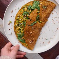Omelette de huevo: la receta secreta para que salga perfecto y esponjoso con pocos ingredientes