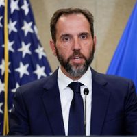 Fiscal pide desestimar casos contra Trump por interferencia electoral y retención de documentos