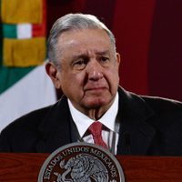 AMLO asegura que Reyes Magos ya no quieren entregar aparatos electrónicos