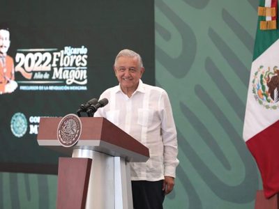 “No puede ser que sólo se esté deteniendo a migrantes": AMLO