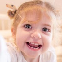 Es un encanto: Chloé, la hija de Jésica Cirio, se roba todos los suspiros con estas postales