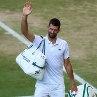 Un reconocimiento único: el increíble homenaje de Novak Djokovic a Guillermo Vilas en Wimbledon