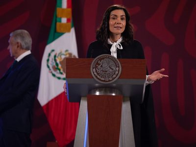 Organización Atlas Network, financiada por EU, usa granja de bots para atacar a AMLO: García Vilchis